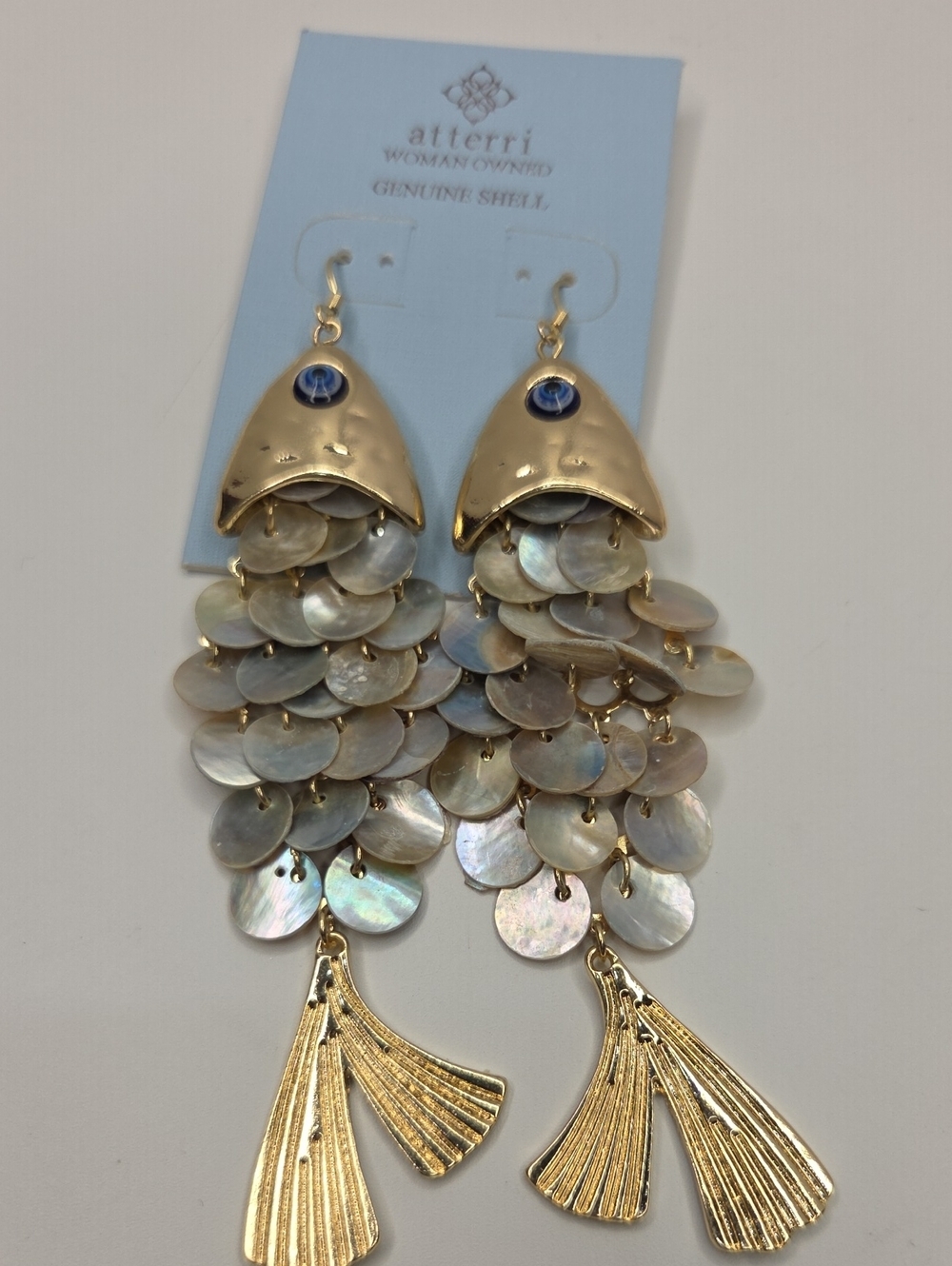💙▪️Atterri▪️ Gold & Mother-of-Pearl Fish Drop Earrings - Picture 8 of 9